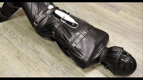 LATEX BONDAGE MUMMY